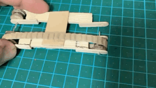 Cardboard Caterpillar Track Test (Outer Tread)