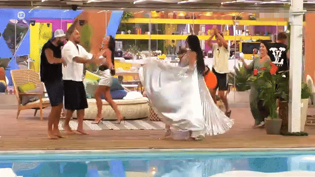 bKvCg.gif