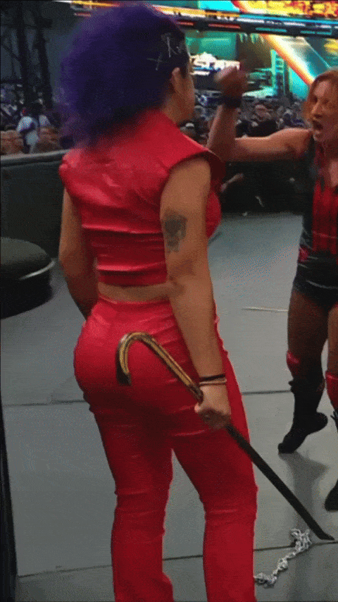 ezgif 776aa1b9482ce4