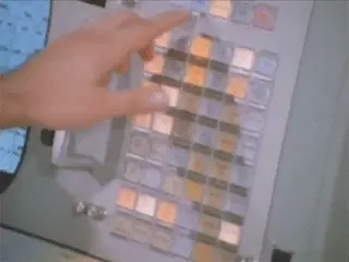 tumblr mwvt8oYtDz1rcip06o1 400