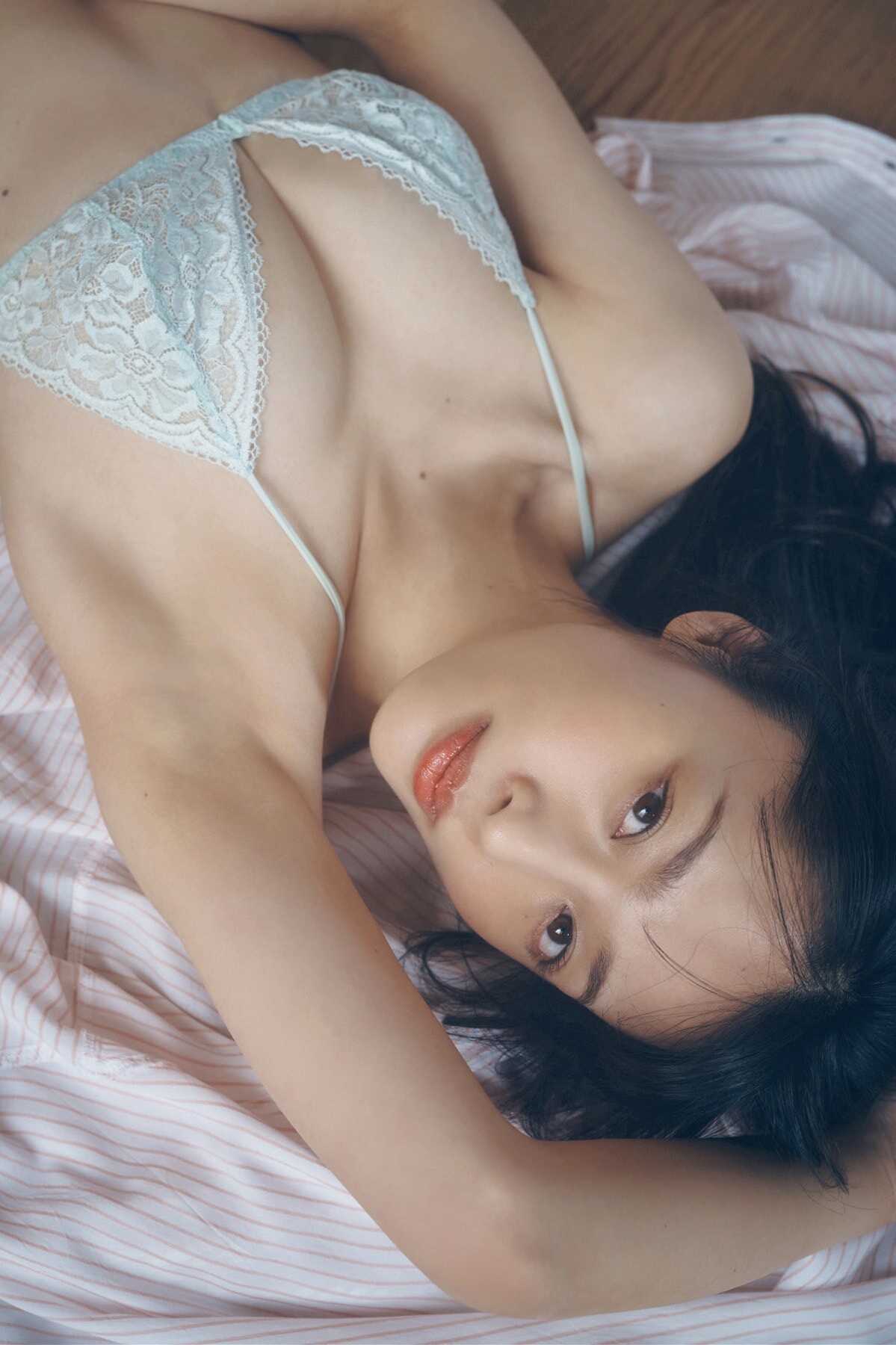 짐부 미사키(神部美咲, じんぶ みさき) - 플래시 디지털 사진집 2022