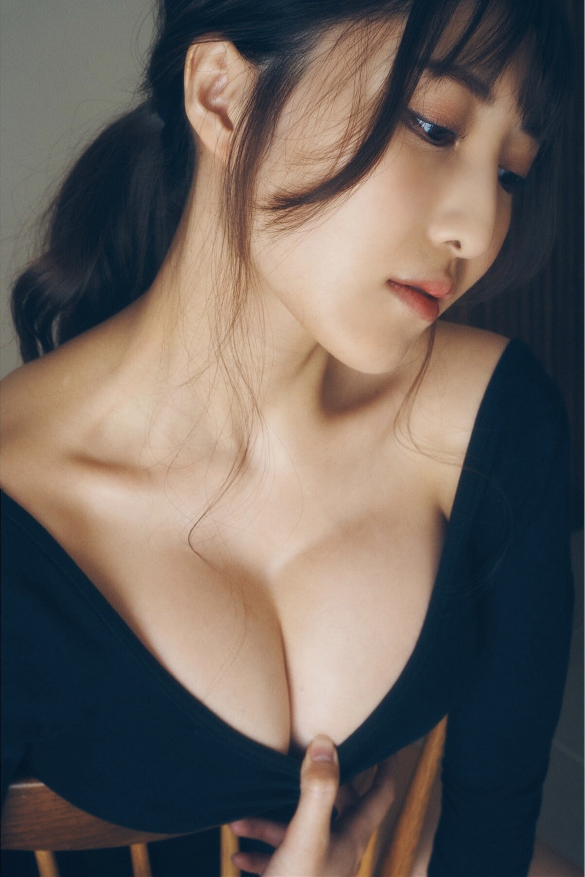 츠지 리리사(辻りりさ, つじ りりさ) - 플래시 디지털 사진집 2022