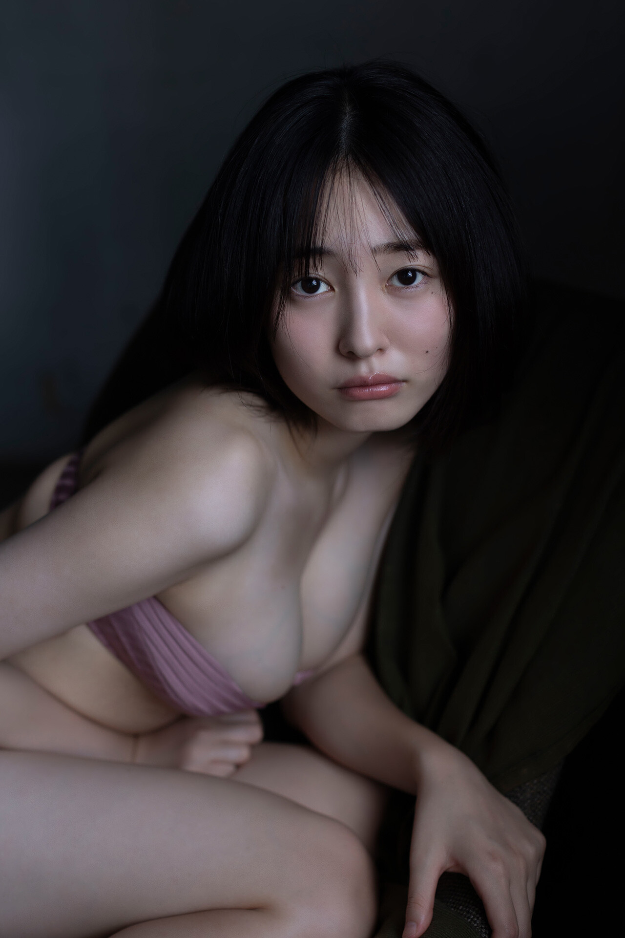 시라하마 미우(白濱美兎, しらはま みう) - 플래시 디지털 사진집 2024