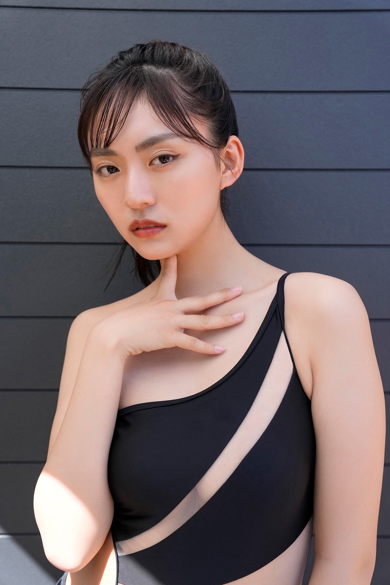 토요다 루나(豊田ルナ, とよだ ルナ) - 플래시 디지털 사진집 2024
