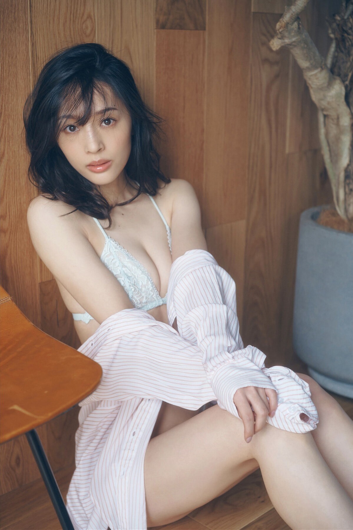 짐부 미사키(神部美咲, じんぶ みさき) - 플래시 디지털 사진집 2022