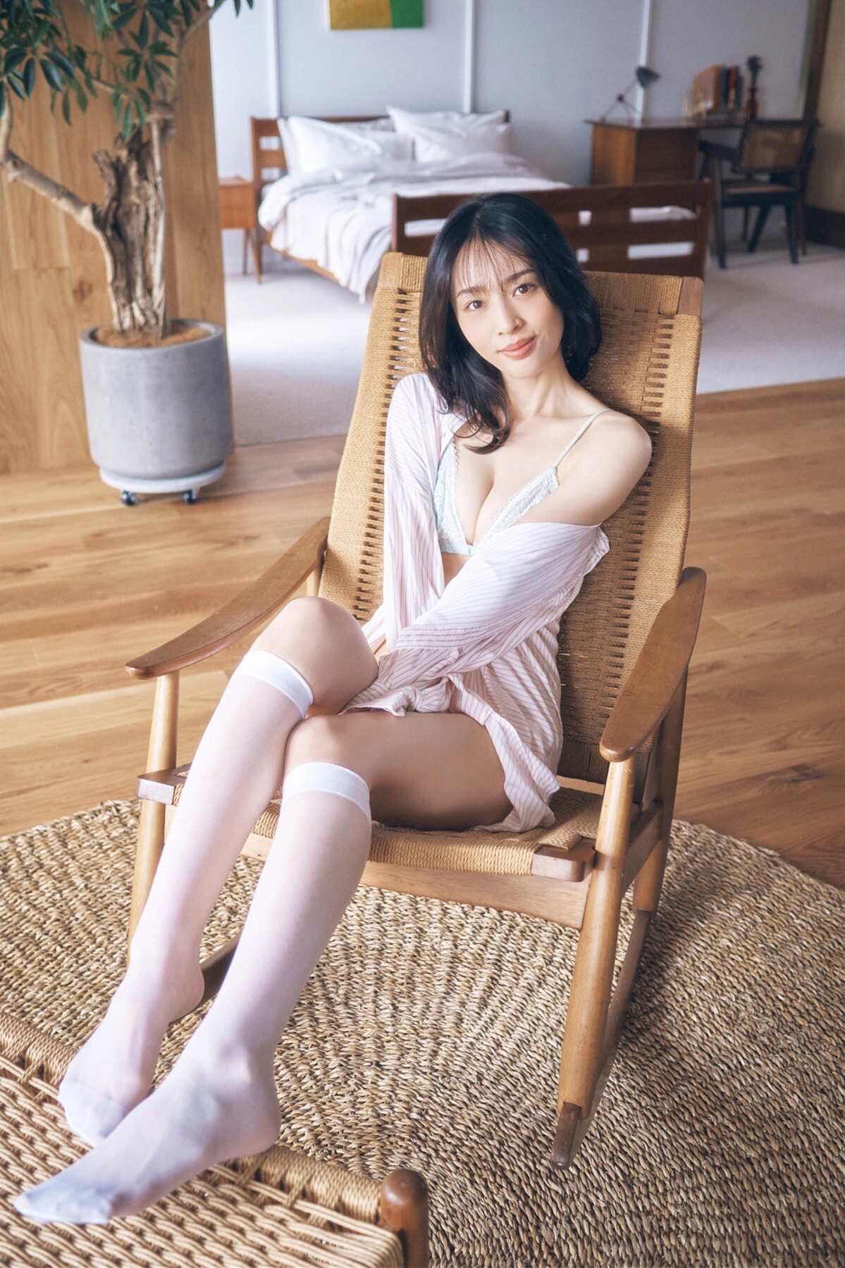 짐부 미사키(神部美咲, じんぶ みさき) - 플래시 디지털 사진집 2022