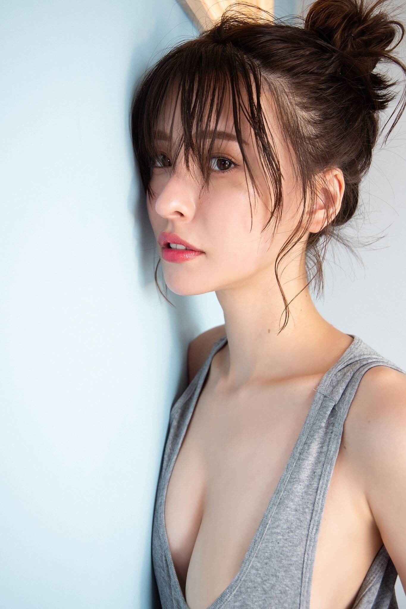 나츠키 세나(奈月セナ, なつき セナ) - 코단샤 사진집 2024