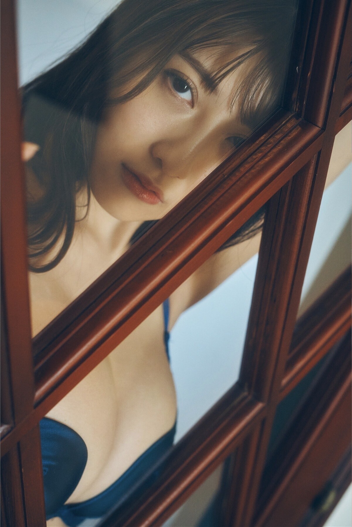 츠지 리리사(辻りりさ, つじ りりさ) - 플래시 디지털 사진집 2022
