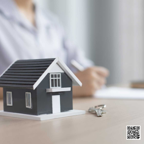 Online estate auctions in Ohio are a modern way to buy and sell real estate from estates through digital platforms. These auctions allow buyers to view property details, place bids, and compete in real-time—all from their computers or mobile devices. Sellers benefit from reaching a wider audience quickly, while buyers gain access to unique properties, often at competitive prices. The process includes property listings, bidder registration, timed bidding, and finalizing sales securely online. To know more visit here https://www.wyethauctions.com/real-estate