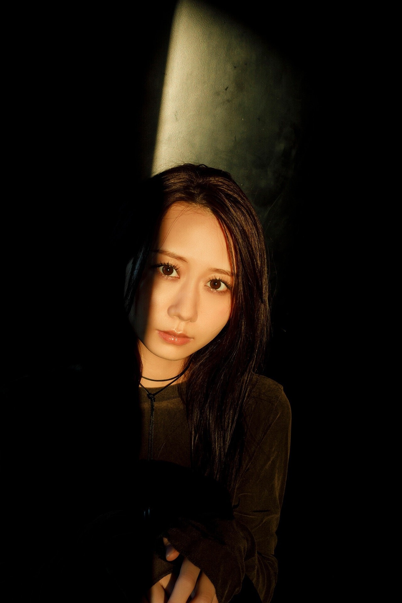 후루하타 나오(古畑奈和, ふるはた なお) - 플래시 디지털 사진집 2024