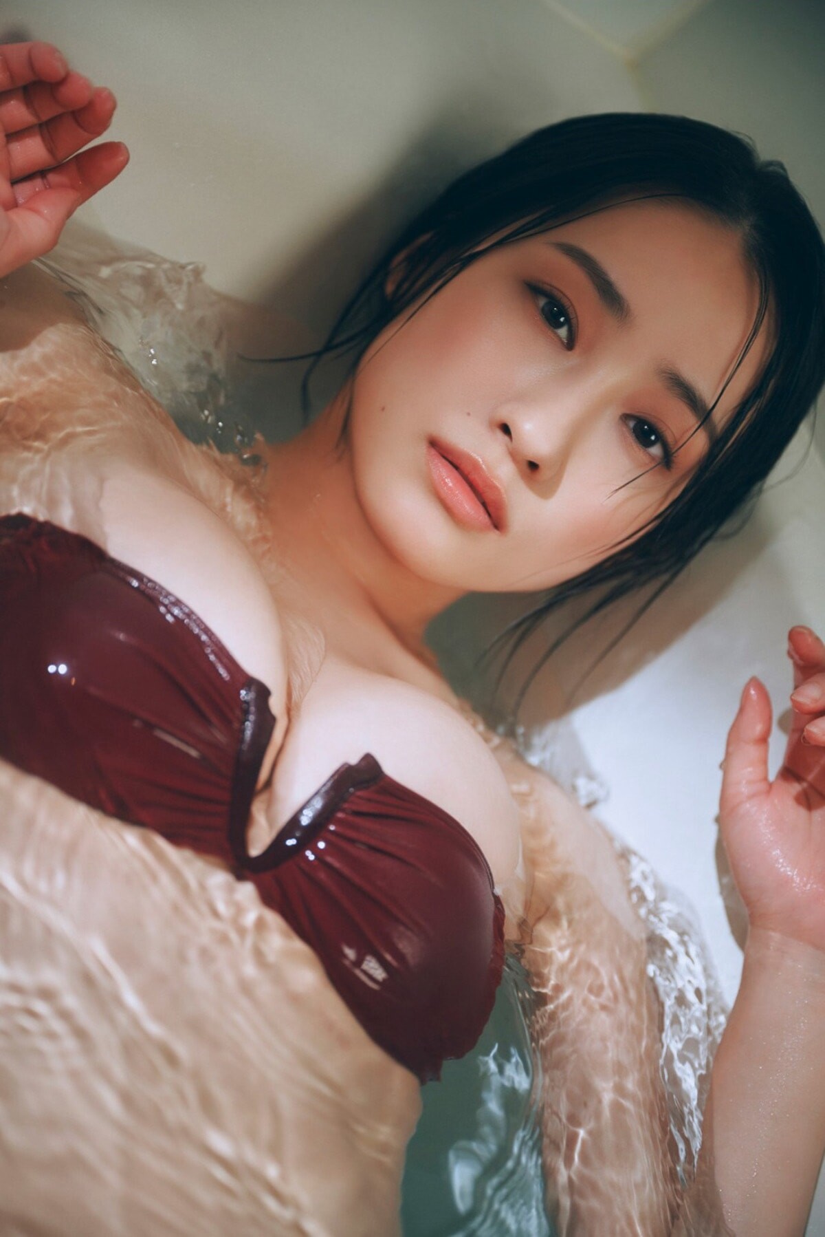 스미다 아야노(澄田綾乃, すみだ あやの) - 플래시 디지털 사진집 2024