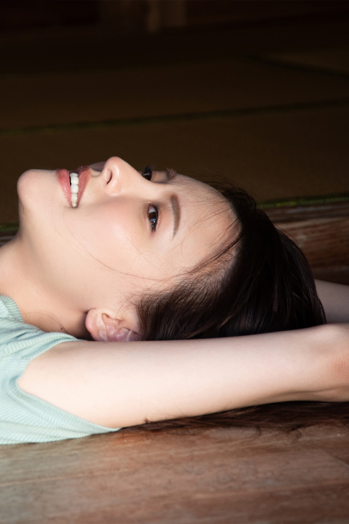 나츠키 세나(奈月セナ, なつき セナ) - 코단샤 사진집 2024
