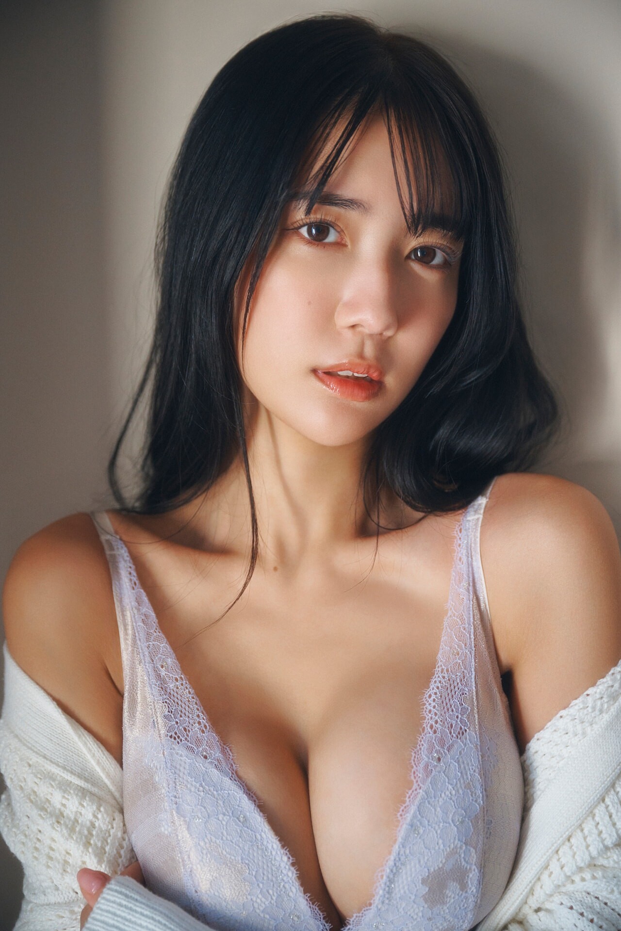 아마우 키스미(天羽希純, あまう きすみ) - 플래시 디지털 사진집 2024