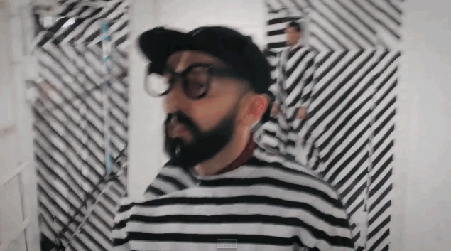 https://s14.gifyu.com/images/bxear.gif