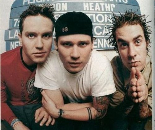 blink 182 534be316b54d56.07255301